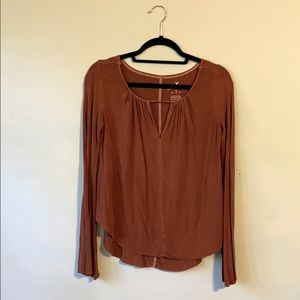 American Eagel Soft & Sexy T blouse